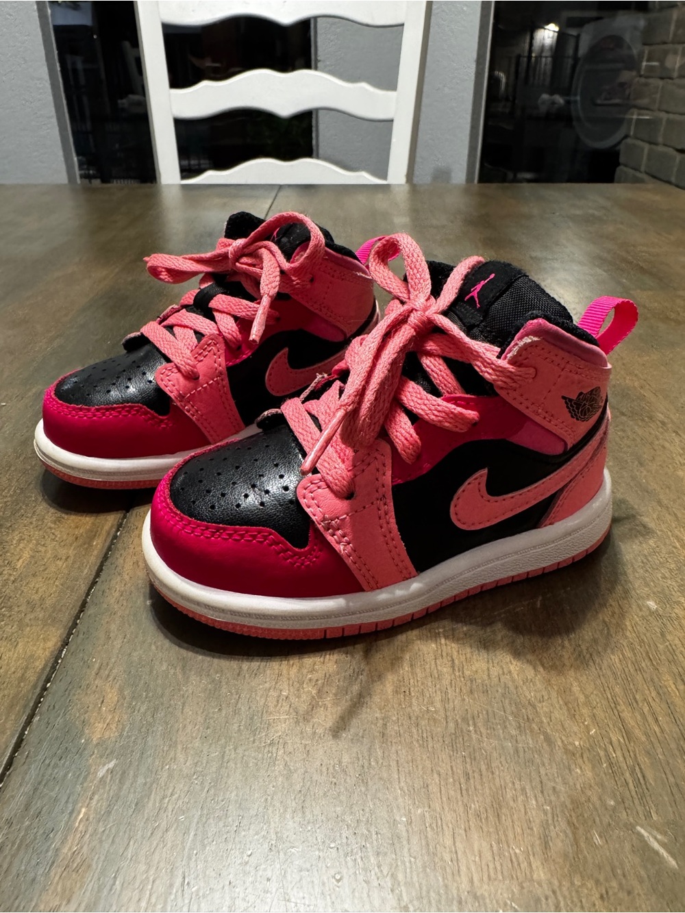 Nike Air Jordan 1 Mid Toddler Girls’ Coral Chalk & Black Sneaker